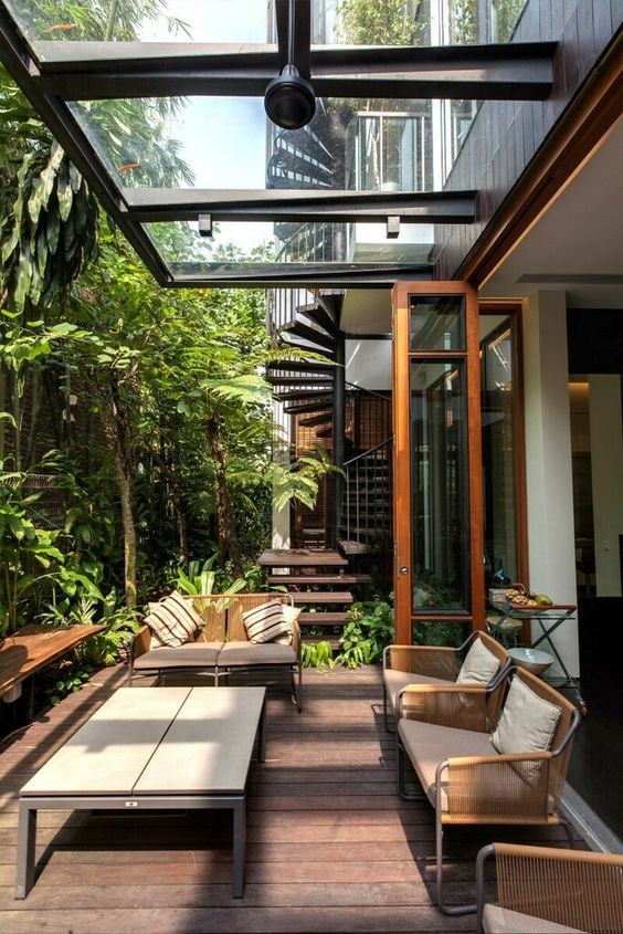 ý tưởng vườn treo bên hông nhà